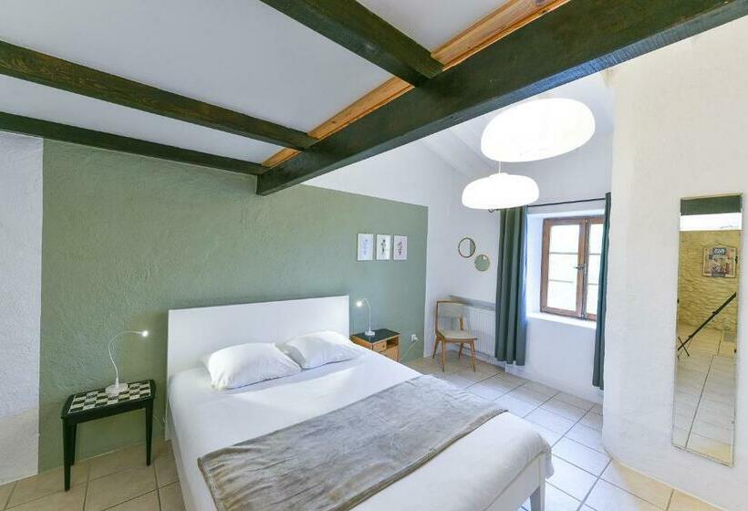 Номер Стандарт, Auberge La Plaine