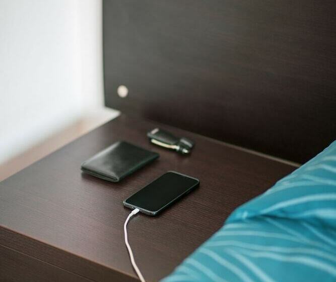 Chambre Basic, Burlamacco