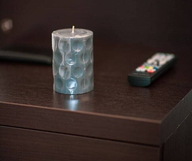 Chambre Triple Basique, Burlamacco