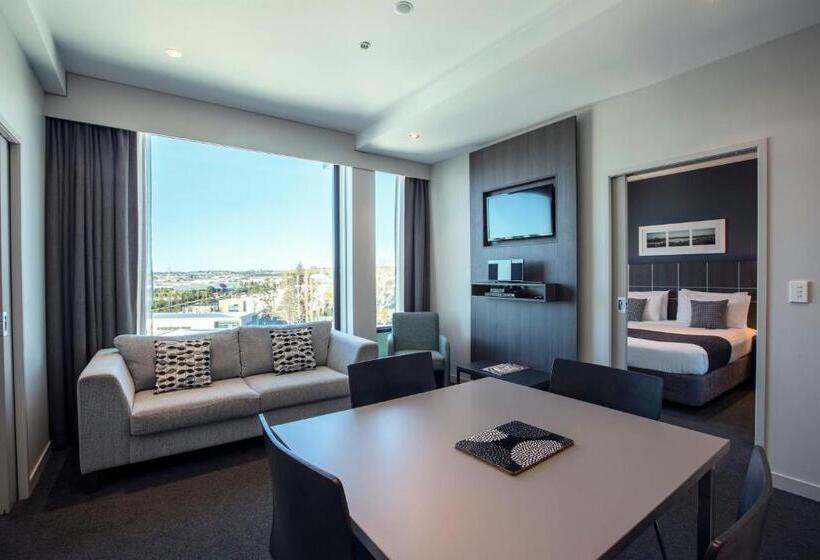 침실 2개 아파트, Quest Highbrook