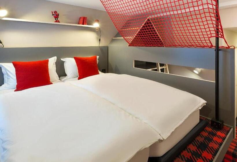 آپارتمان یک خوابه با دری مشترک که هال را جدا می کند., Rockypop Chamonix Les Houches