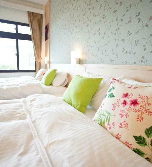 اتاق استاندارد چهار تخته, Li Wu Zuo Cun B&b