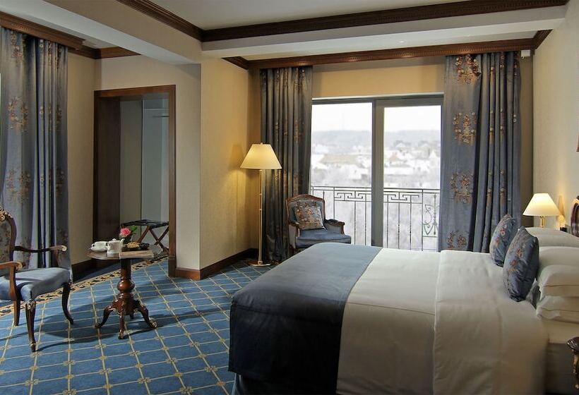 エクゼクティブスイート, Orion Hotel Bishkek