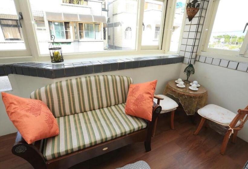 اتاق خانوادگی, Yilan Homeland B&b