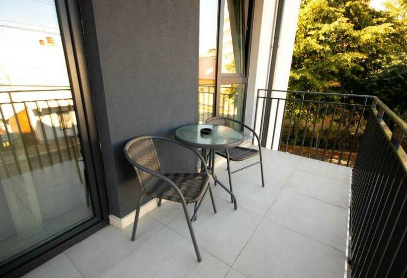 Апартаменты Deluxe 1 Спальня, Downtown Apartments