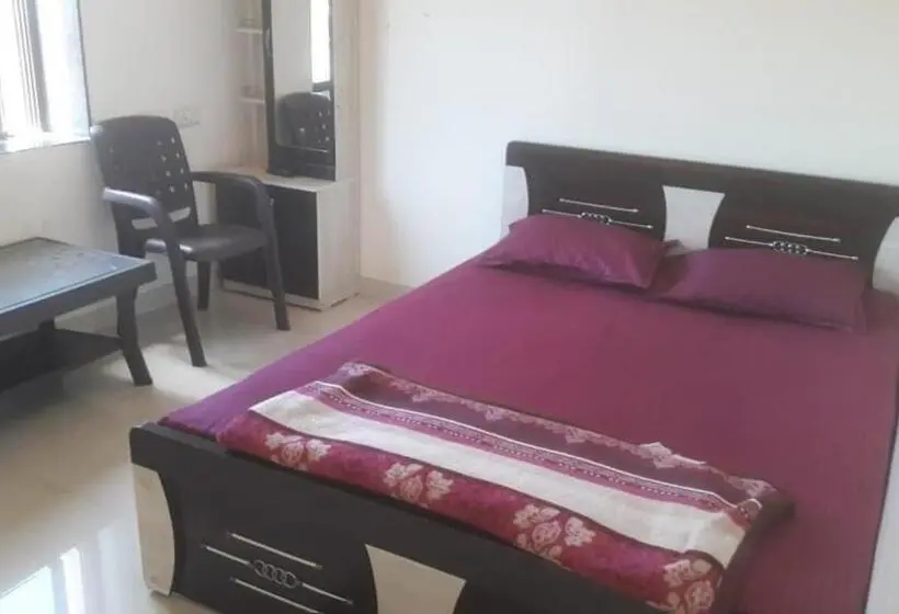 デラックスルーム, Hemprabha Bed & Breakfast, Ratnagiri