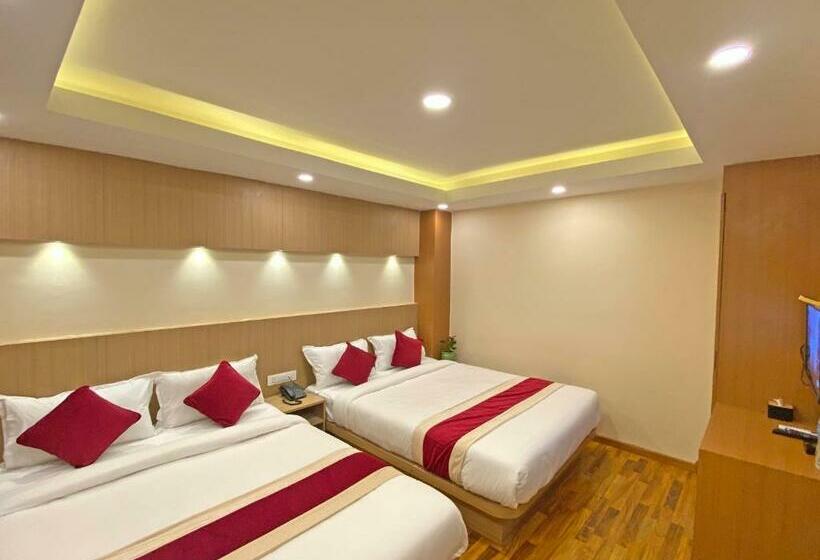 اتاق لوکس چهار تخته, Nilakantha