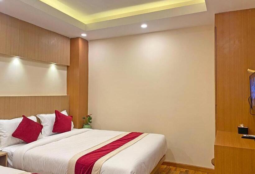 اتاق لوکس چهار تخته, Nilakantha