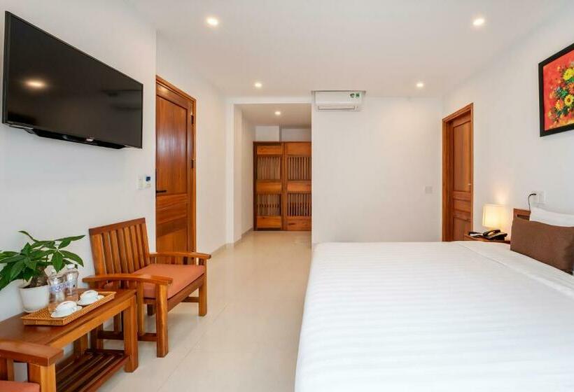 سوییت خانوادگی, Tomorrow Hoi An Villa