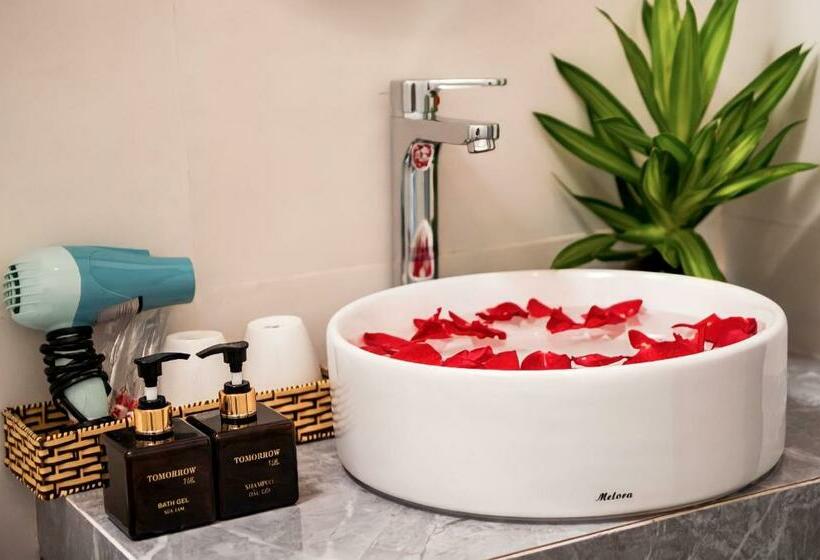 سوییت خانوادگی, Tomorrow Hoi An Villa