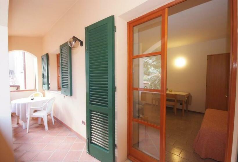 Студио Стандарт с Балконом, Residence Il Gabbiano Azzurro