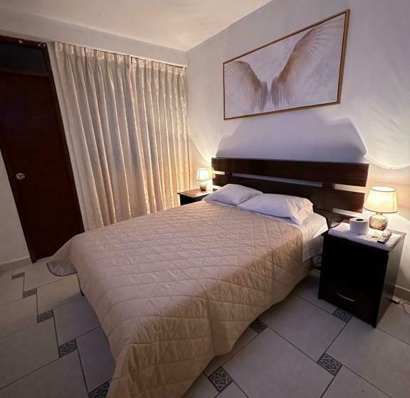 اتاق لوکس, Lux Hotel Boutique