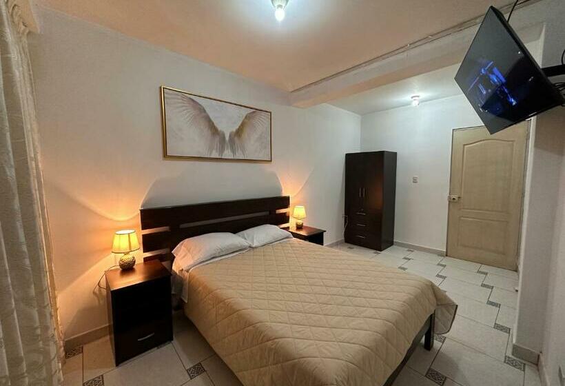 اتاق لوکس, Lux Hotel Boutique