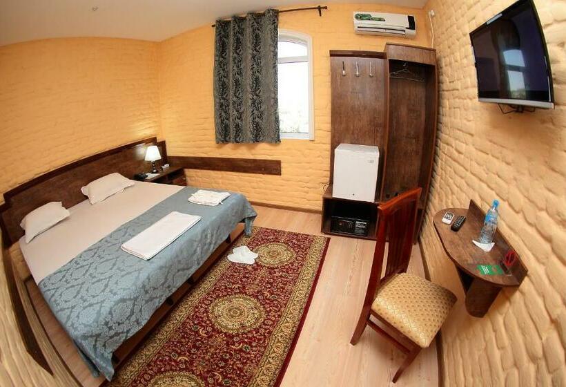 Habitació Estàndard, Star