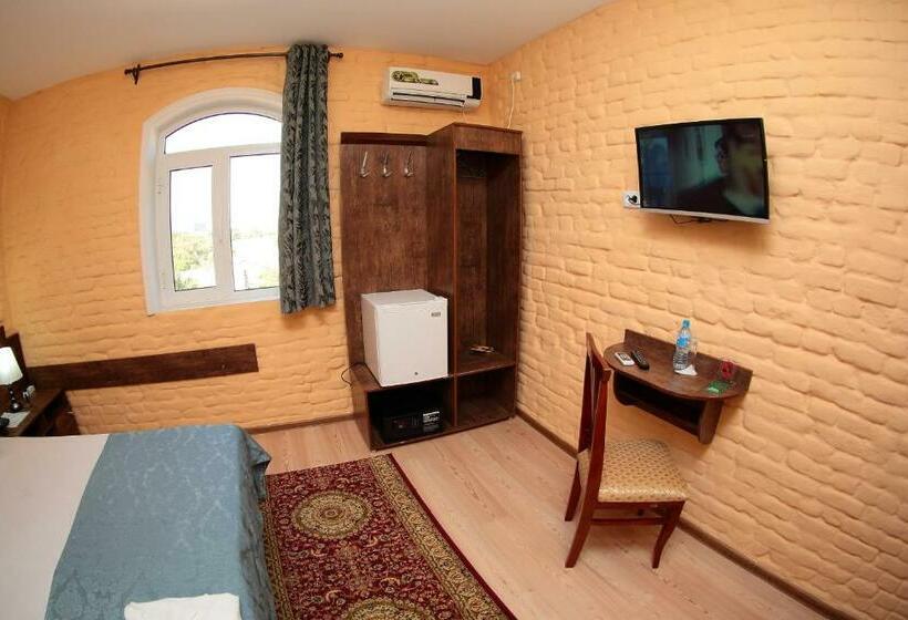 Habitació Estàndard, Star