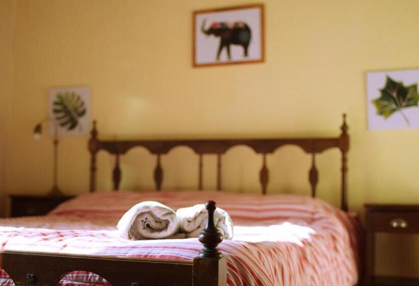 اتاق استاندارد سه نفره, Be King Hostel