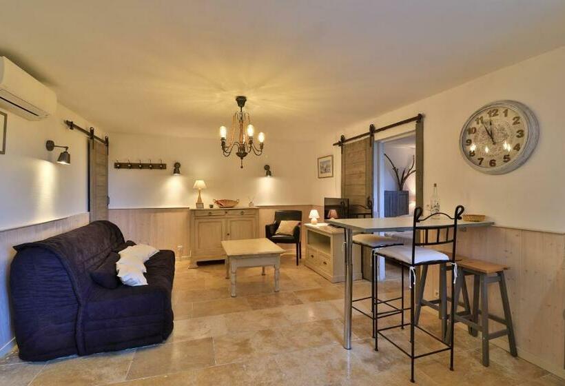 דירת חדר בקומת קרקע, Le Mazet De Tourrettes