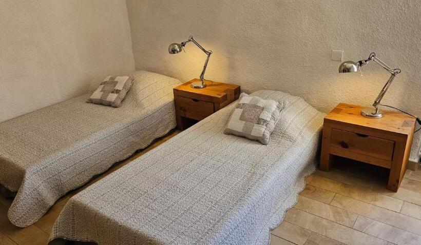 スタンダードルーム, Chez Rosette De Lussan