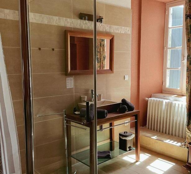 スタンダードルーム, Chez Rosette De Lussan