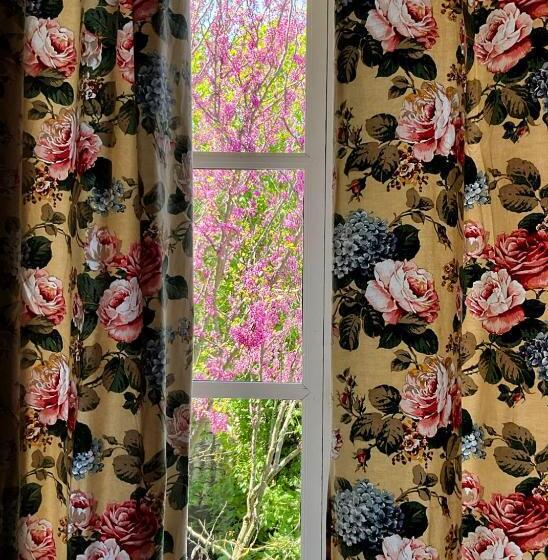 スーペリアールーム, Chez Rosette De Lussan