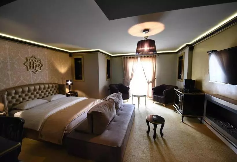 Deluxe Suite King Bed, Hymetis Palace