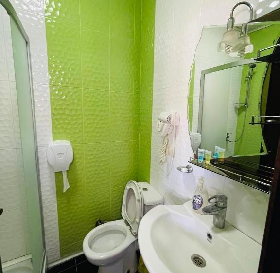 اتاق لوکس, Romantika