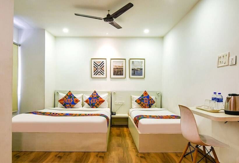 Family Room, Fabhotel Globe Express Nr Ruby Hospital