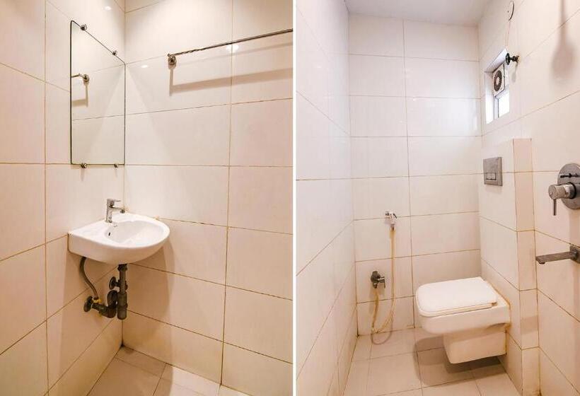 Deluxe Room, Fabhotel Globe Express Nr Ruby Hospital