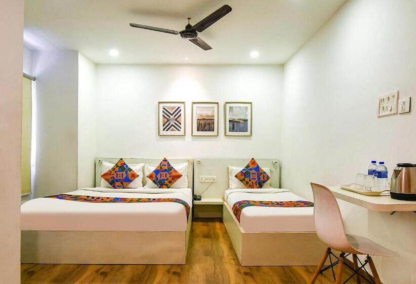 Family Room, Fabhotel Globe Express Nr Ruby Hospital