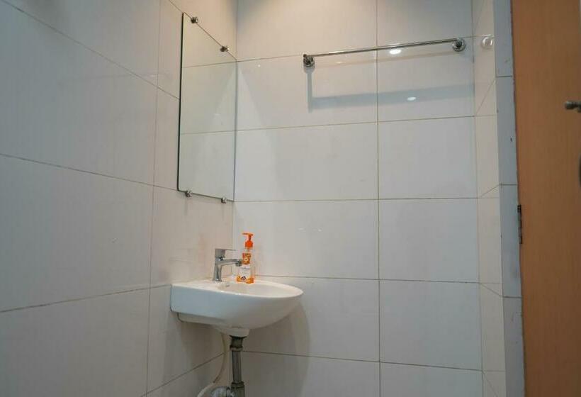 Deluxe Room, Fabhotel Globe Express Nr Ruby Hospital