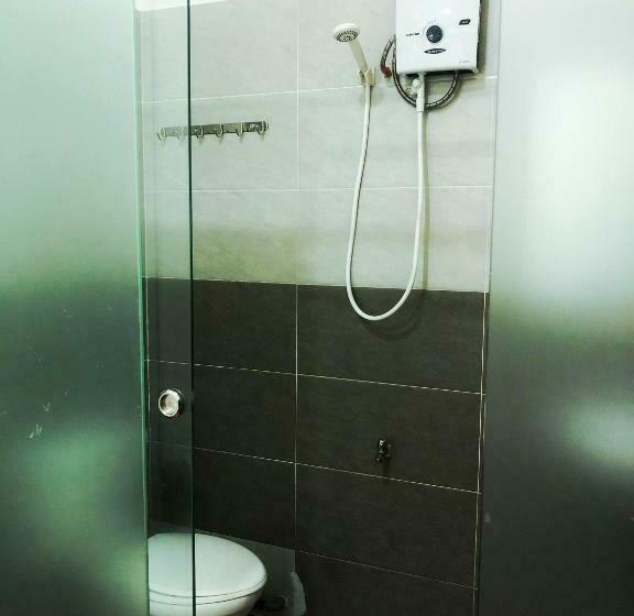 اتاق استاندارد با بالکن, Local Home