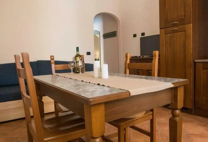 Huoneisto 1 Makuuhuone Terassi, Isa   Residence With Swimming Pool In Sos Alinos, Apartments With Air Conditioning And Private Outdo