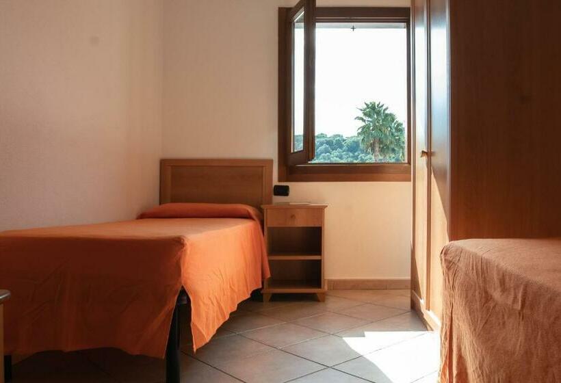 דירת שני חדרים, Isa   Residence With Swimming Pool In Sos Alinos, Apartments With Air Conditioning And Private Outdo