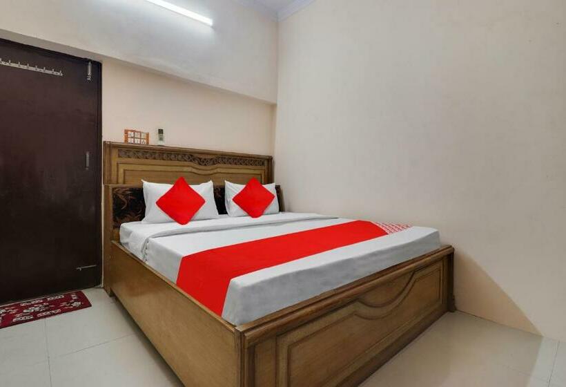 Quarto standard, Oyo Flagship Hotel Royal Villa