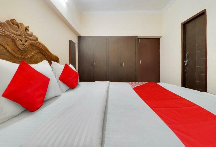 Quarto standard, Oyo Flagship Hotel Royal Villa