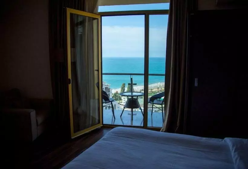 اتاق استاندارد با چشم‌انداز دریا, Corner Inn
