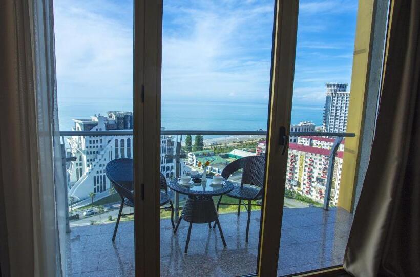 اتاق استاندارد با چشم‌انداز دریا, Corner Inn