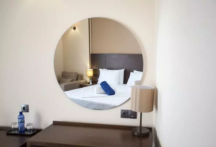 اتاق استاندارد با چشم‌انداز شهر, Corner Inn