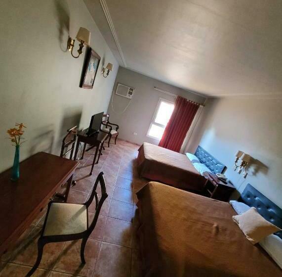 اتاق لوکس, Pórtico Norte