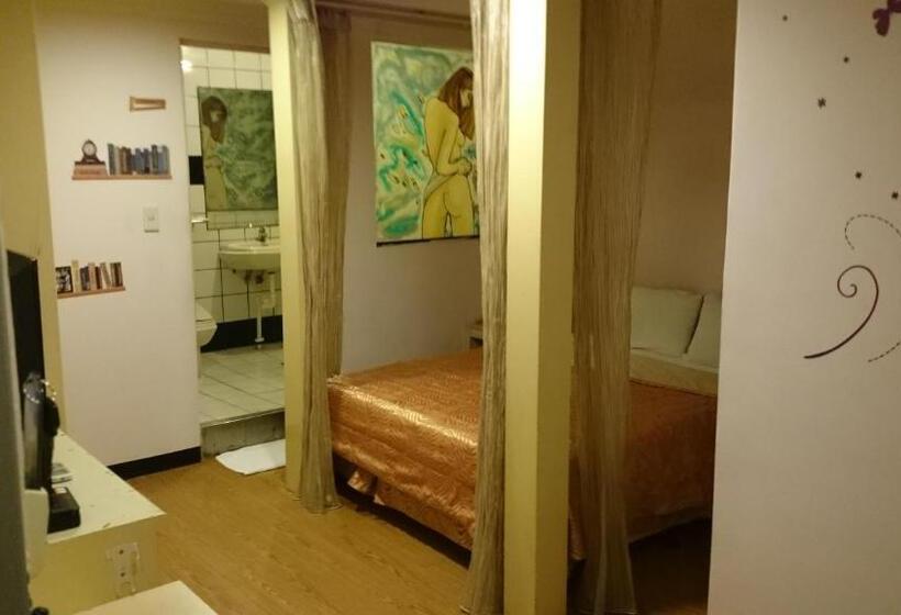 اتاق لوکس, Rido