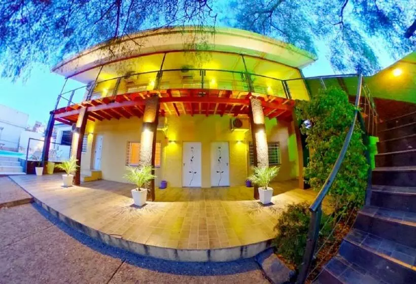 اتاق استاندارد سه نفره, Santander