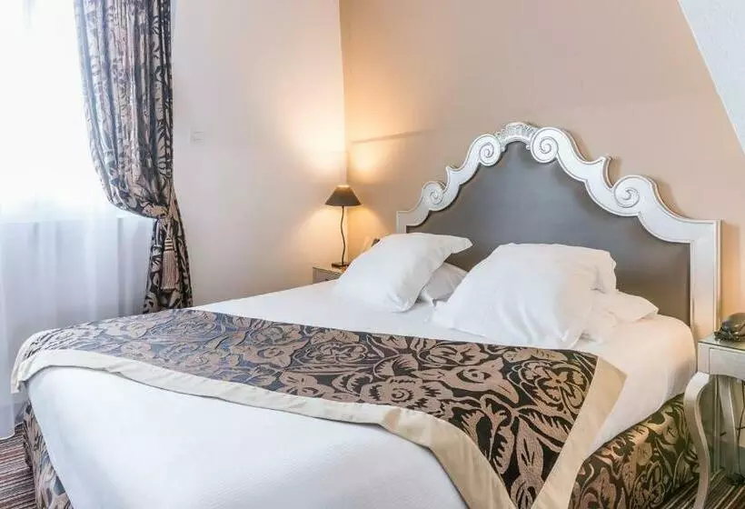 اتاق راحتی, Villa 81