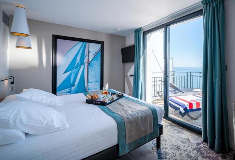 سوییت جونیور لوکس با چشم‌انداز دریا, Hôtel Valdys Thalasso & Spa   La Baie