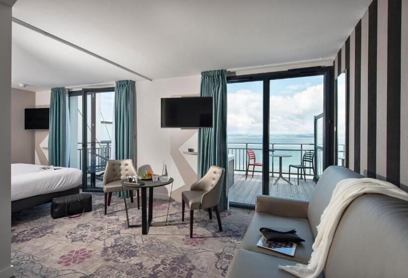 סוויטת ג'וניור דלוקס נוף לים, Hôtel Valdys Thalasso & Spa   La Baie