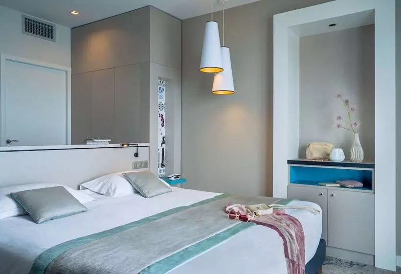 オーシャンビュースーペリアールーム, Hôtel Valdys Thalasso & Spa   La Baie