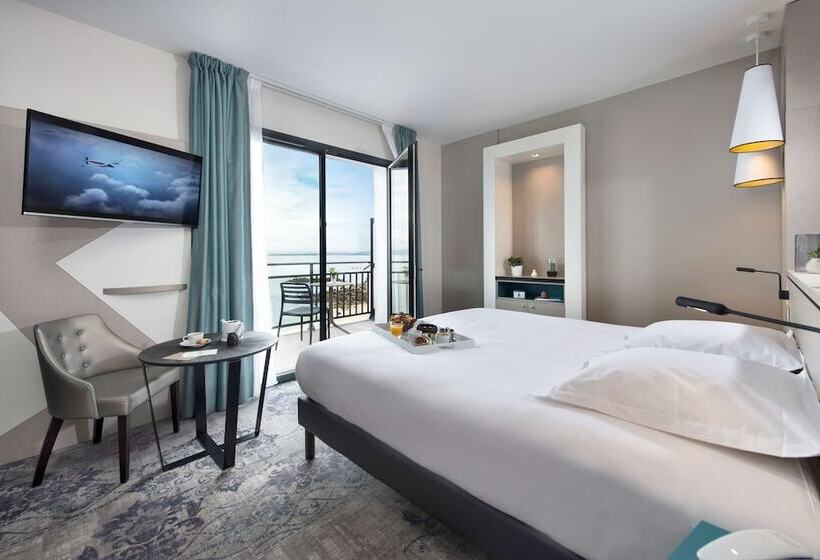 חדר סופריור נוף לים, Hôtel Valdys Thalasso & Spa   La Baie