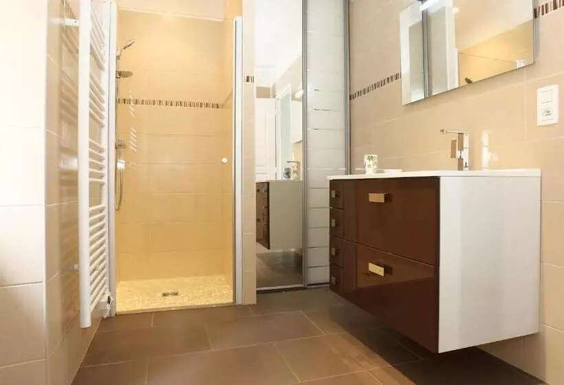キングサイズベッドのスタンダードルーム, Domaine De Campagnac   Spa & Sauna