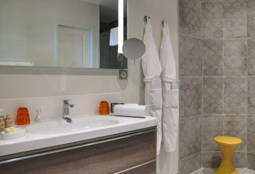 חדר סופריור נוף לבריכה, La Cour Des Sens