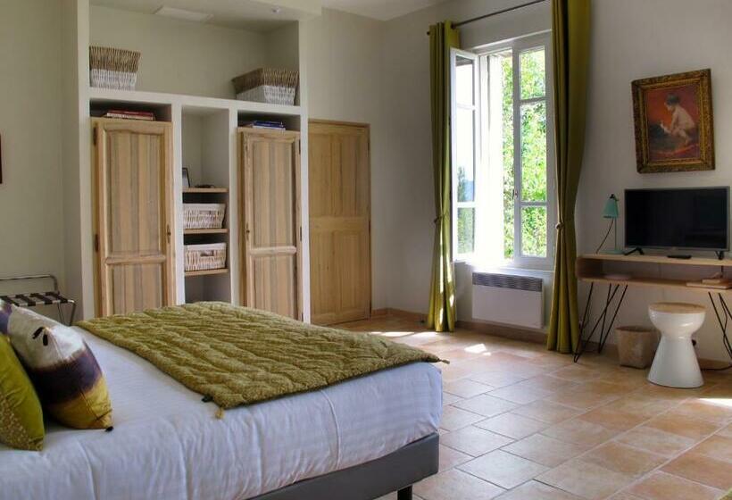 חדר סופריור נוף לבריכה, La Cour Des Sens