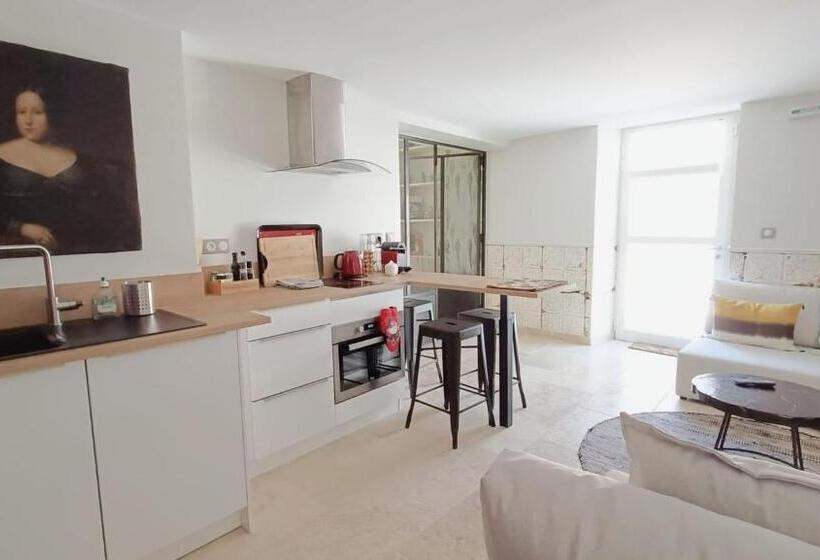 דירת דופלקס בת חדר שינה 1, La Cour Des Sens